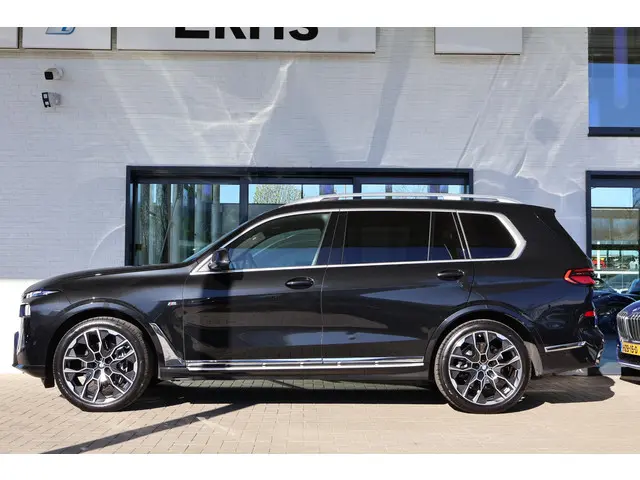 BMW X7 xDrive40i 2025 Benzine 5