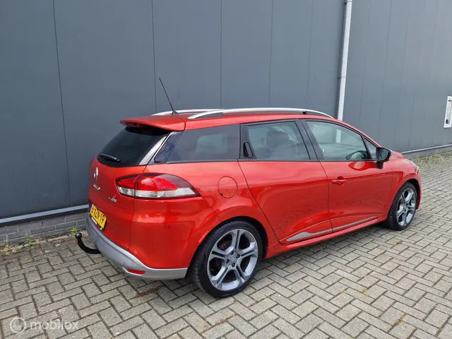 Renault Clio Estate 1.2 GT 2015 Benzine 8