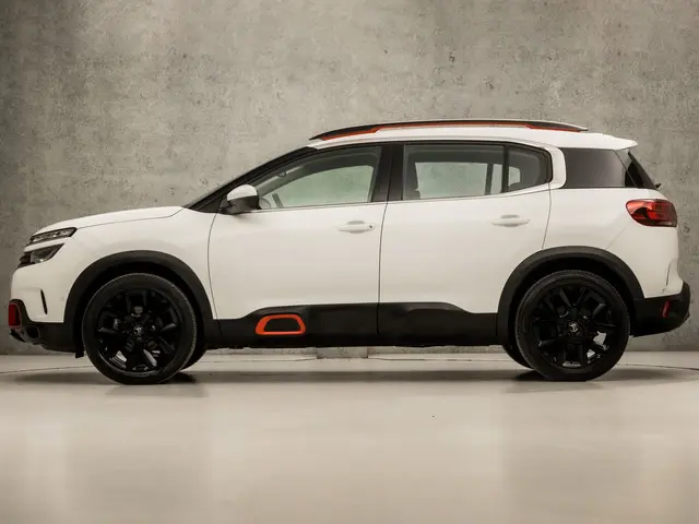 Citroën C5 Aircross 1.2 PureTech Sport 2019 Benzine 2