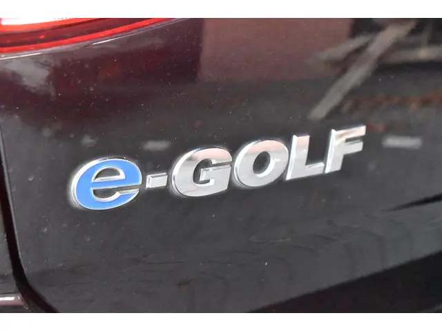 Volkswagen e-Golf e-Golf 2017 Elektrisch 35