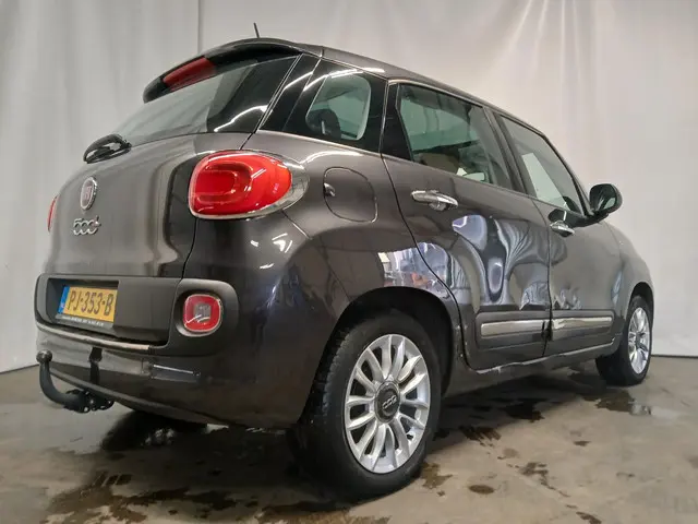 Fiat 500L 0.9 TwinAir Lounge SCHADEAUTO!! 2017 Benzine 6