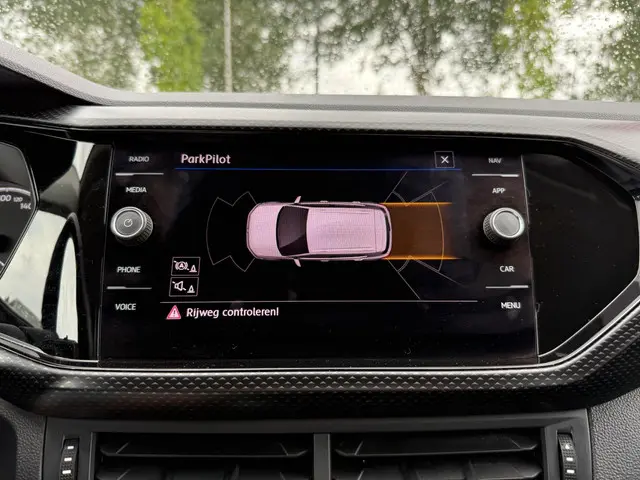 Volkswagen T-Cross 1.0 TSI Life 2020 Benzine 28