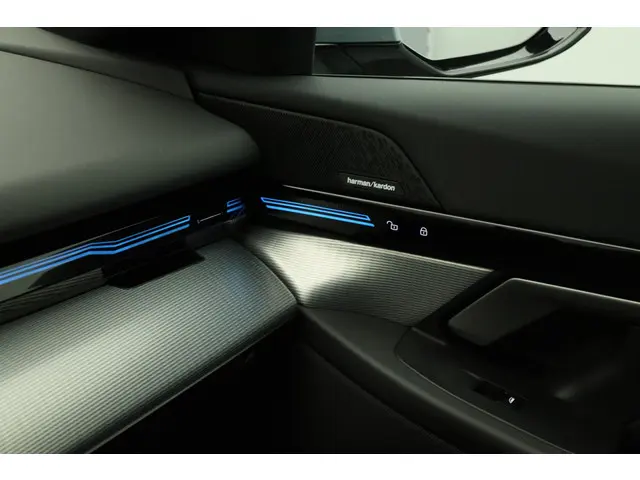 BMW 5 Serie Sedan 530e 2024 Hybride Benzine 18