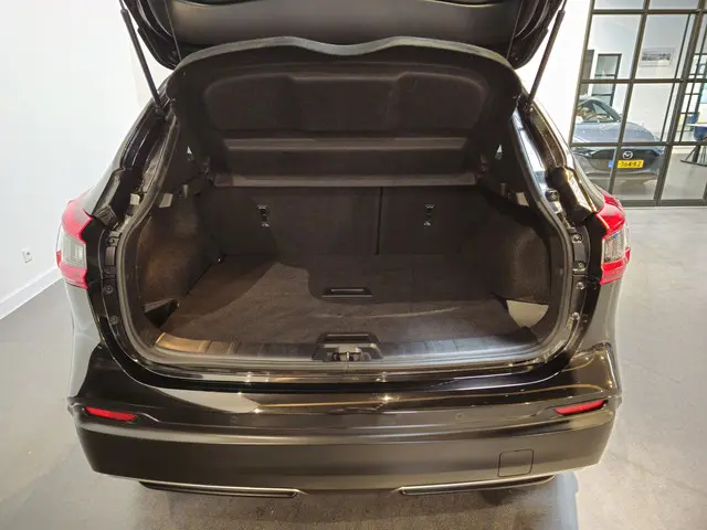 Nissan QASHQAI 1.3 DIG-T Tekna 2018 Benzine 32