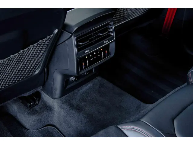 Audi SQ8 4.0 TFSI 2023 Benzine 40