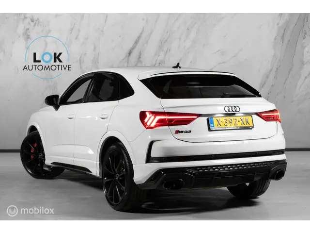 Audi RSQ3 3