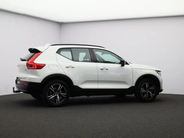 Volvo XC40 2.0 B4 Plus Dark 2024 Benzine 6