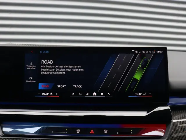 BMW M5 Touring 2025 Hybride Benzine 31