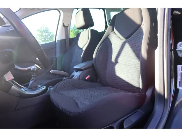 Peugeot 308 SW 1.6 THP Allure 7p 2013 Benzine 4