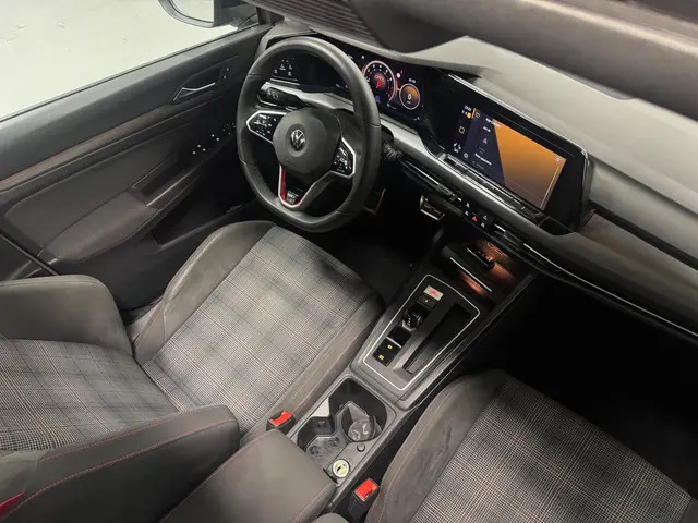 Volkswagen Golf 2.0 TSI GTI 2021 Benzine 11