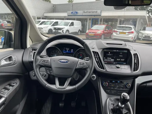 Ford C-MAX 1.0 Ecoboost Titanium 125pk 2015 Benzine 9