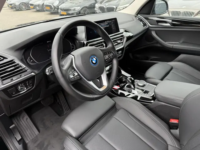 BMW X3 xDrive30e LCI High Executive 2022 Hybride Benzine 5
