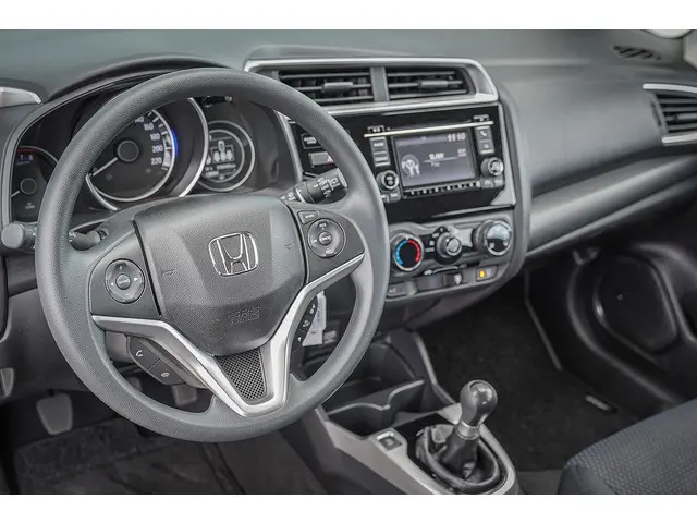 Honda Jazz 1.3i VTEC TREND 2019 Benzine 6