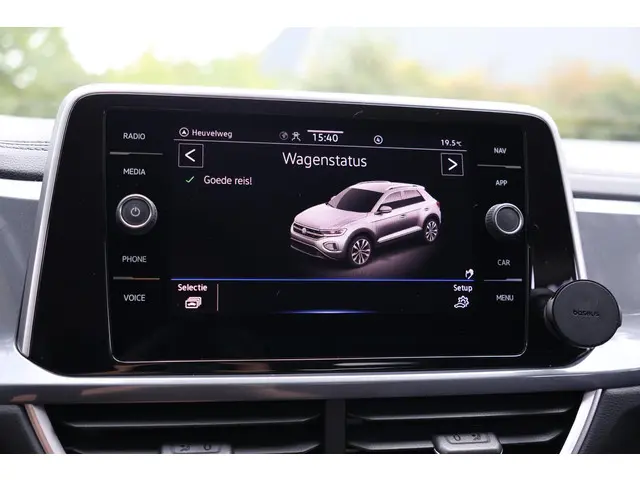 Volkswagen T-Roc 1.0 TSI Life Business 2023 Benzine 38