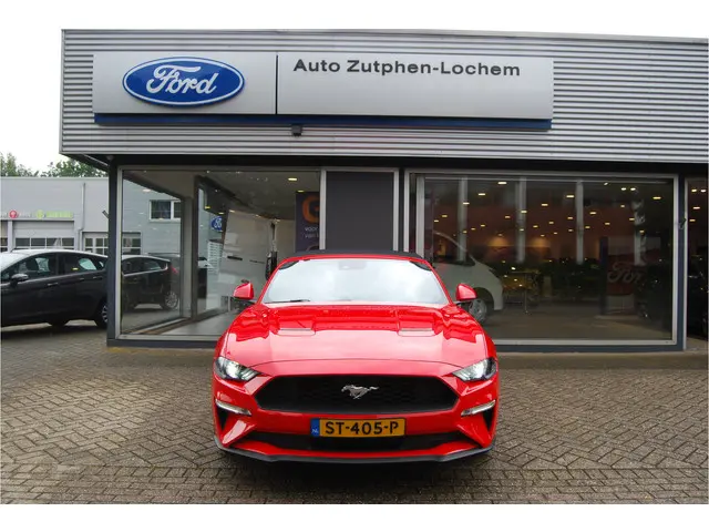Ford Mustang 3