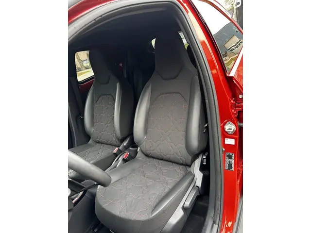 Toyota Aygo X 1.0 VVT-i S-CVT Envy 2022 Benzine 16