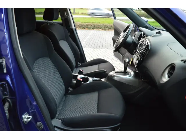 Nissan Juke 1.6 Acenta automaat 2017 Benzine 17