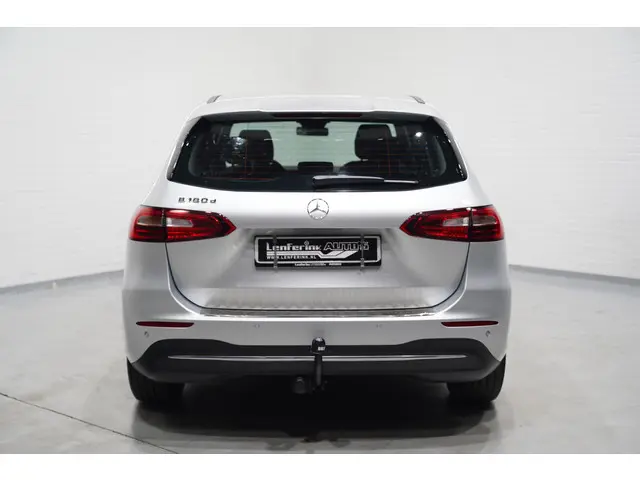 Mercedes-Benz B-Klasse 180d Style 2019 Diesel 8