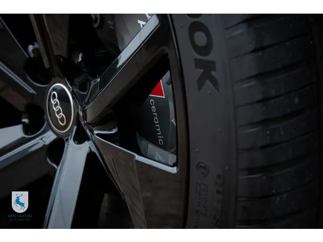 Audi Q8 4.0 TFSI RS Q8 quattro 2024 Benzine 49