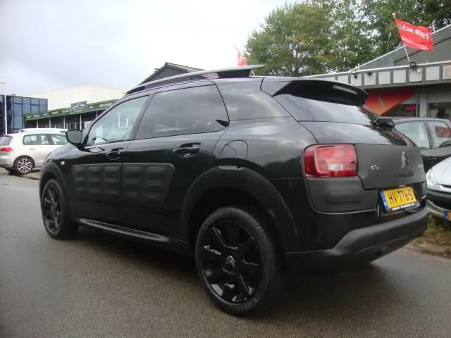 Citroën C4 Cactus 1.2 PureTech Shine ( NAVI ) 2016 Benzine 3