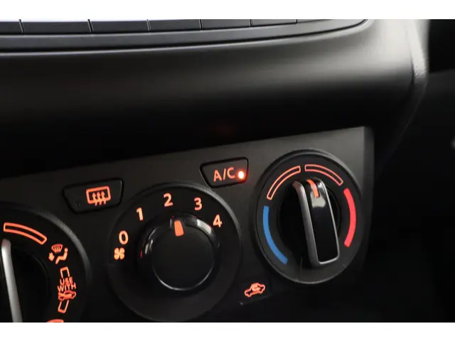 Suzuki Swift 1.2 Comfort 2020 Benzine 22