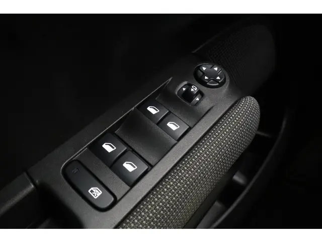 Citroën C3 Aircross 1.2 PureTech S&S Feel 2018 Benzine 17