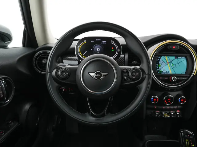 MINI Electric Mini Basic 33 kWh [ 3-Fase ] 2020 Elektrisch 19