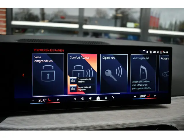 BMW 3 Serie Touring 330e M-Sport 2025 Hybride Benzine 30