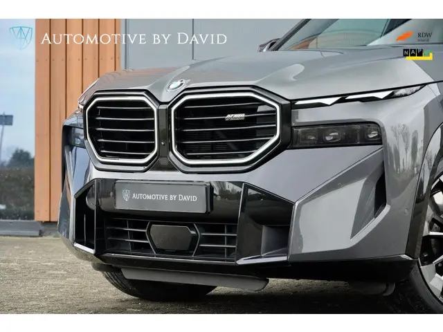 BMW XM PHEV 4.4 V8 653 pk 30 kWh 2023 Hybride Benzine 57
