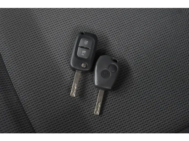 Renault Master T35 2.3 dCi 135 L2H2 Comfort 2022 Diesel 15