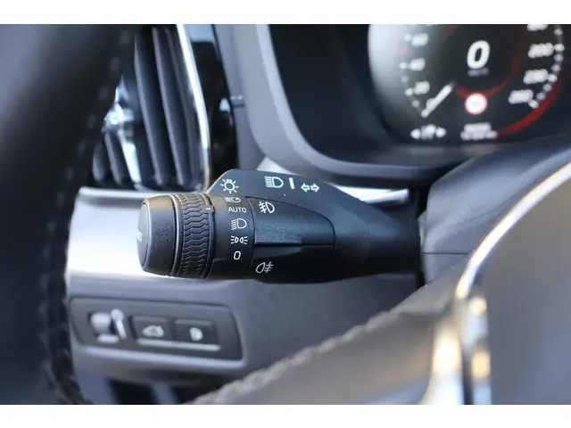 Volvo XC60 T8 AWD Inscription 2021 Hybride Benzine 26