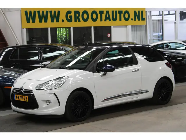 Citroën DS3 Cabrio 1.2 VTi Chic 2013 Benzine