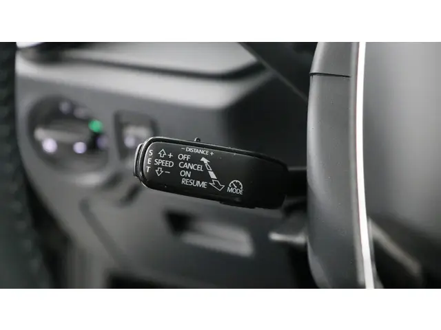 Škoda Fabia 1.0 TSI 95pk Ambition 2022 Benzine 24