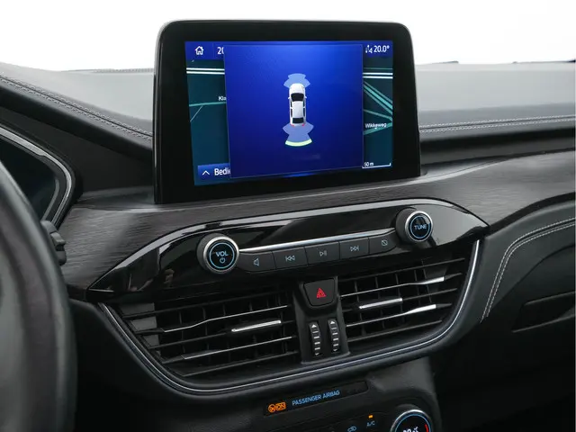 Ford Kuga 2.5 PHEV Vignale (Plug-In) 2020 Hybride Benzine 16