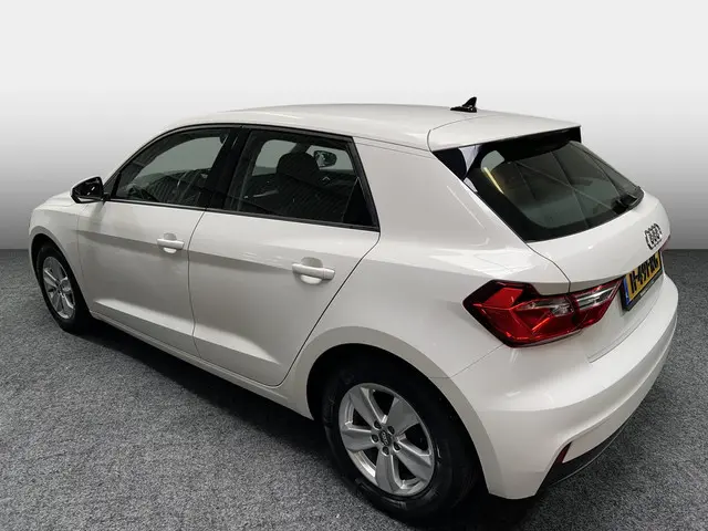 Audi A1 Sportback 25 TFSI Pro Line 2020 Benzine 9
