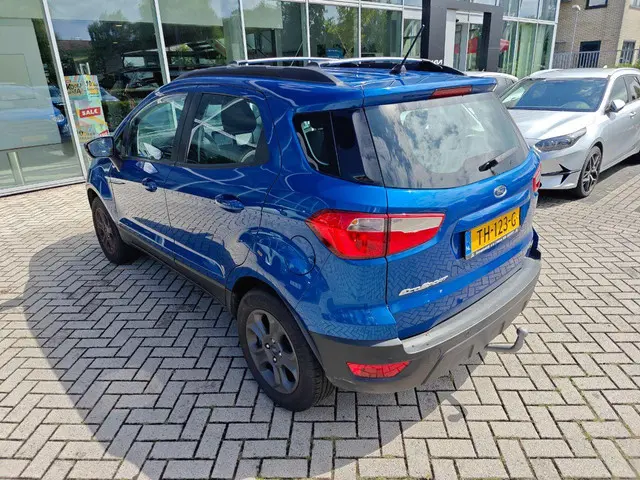 Ford EcoSport 2