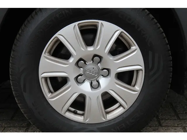 Audi Q3 2.0 TFSI quattro Pro Line 2013 Benzine 29