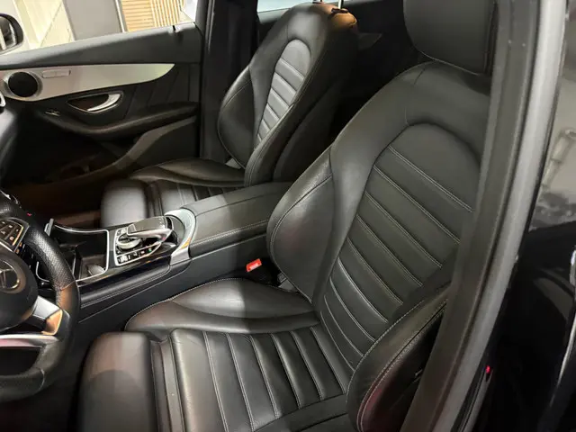 Mercedes-Benz GLC Coupé 300 4MATIC 2018 Benzine 21