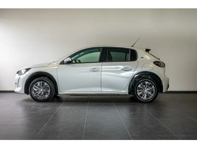 Peugeot e-208 EV Allure Pack 50 kWh 2021 Elektrisch 2