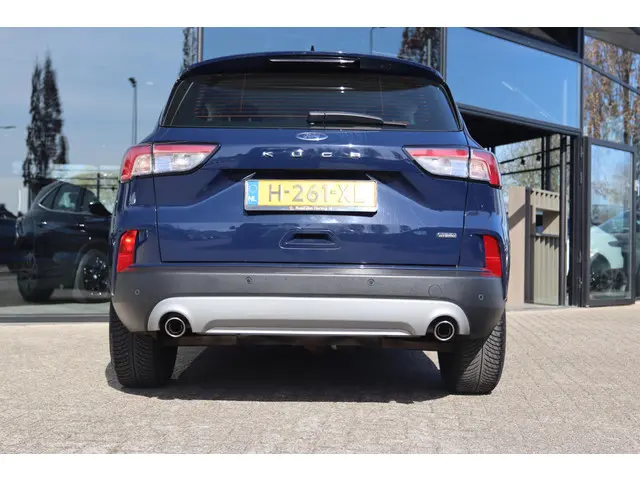 Ford Kuga 2.5 PHEV AUT. TITANIUM 2020 Hybride Benzine 7