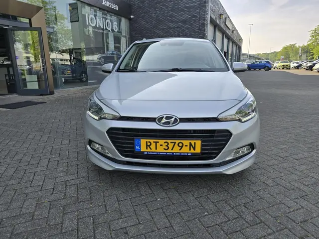 Hyundai i20 1.0 VERKOCHT 2018 Benzine 3