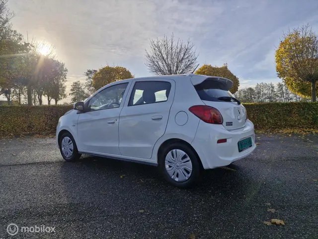 Mitsubishi Space Star 1.0 Active 2019 Benzine 6