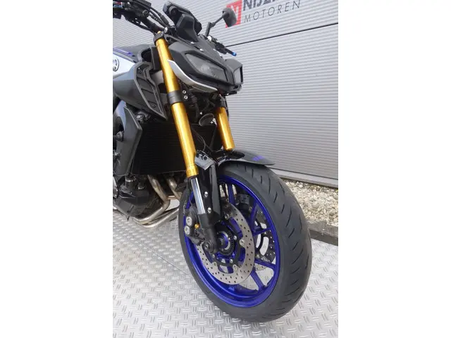 Yamaha MT 09 SP 2017 Benzine 3