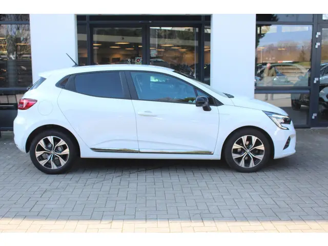 Renault Clio 1.0 TCe 90 Evolution 2023 Benzine 8