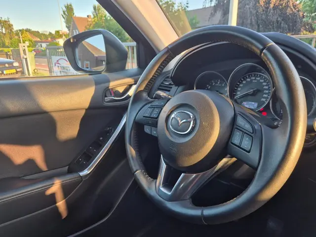 Mazda CX-5 2.0 Skylease 2WD lage km stand 2015 Benzine 12