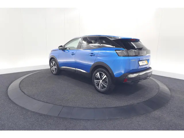 Peugeot 3008 PureTech 130 EAT8 Allure 2022 Benzine 70