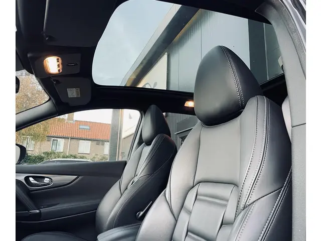 Nissan QASHQAI 1.3 DIG-T Tekna + 2019 Benzine 19