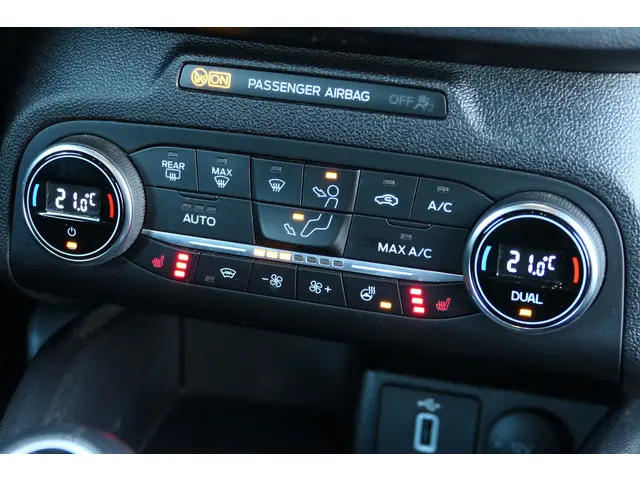 Ford Focus Wagon 1.0 EcoBoost 2020 Benzine 29