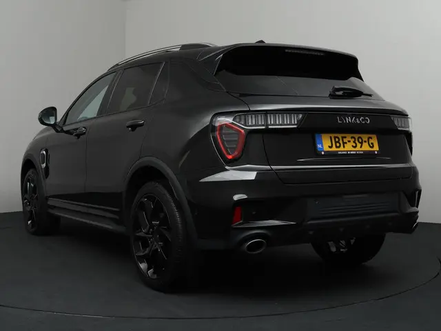 Lynk & Co 01 1.5 2022 Hybride Benzine 40