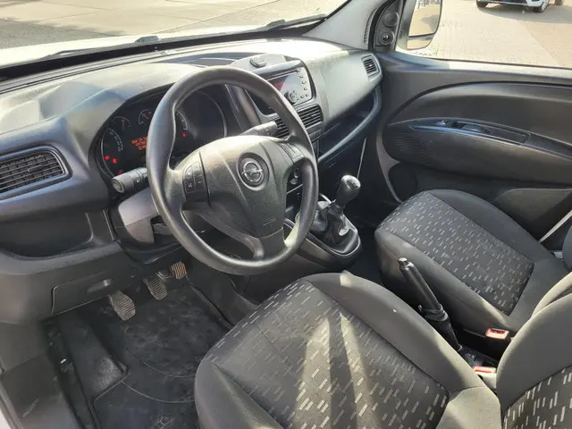 Opel Combo 1.3 CDTi L1H1 Edition 2017 Diesel 9